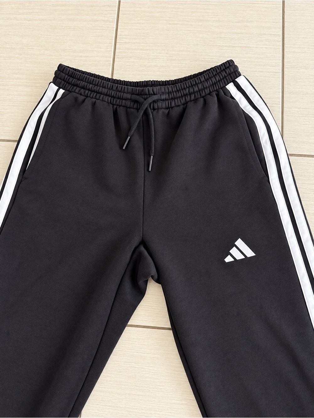 Adidas Men’s Black 3-Stripe Fleece Track Pants – Size Small